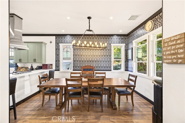 Detail Gallery Image 5 of 27 For 10901 Chestnut St, Los Alamitos,  CA 90720 - 4 Beds | 2 Baths