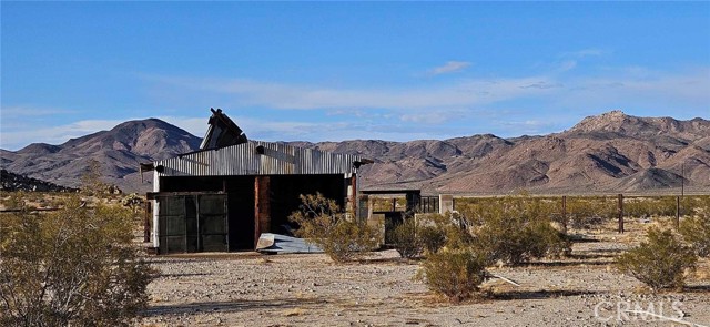 Detail Gallery Image 5 of 8 For 800 Sage St., Lucerne Valley,  CA 92356 - 1 Beds | 1 Baths