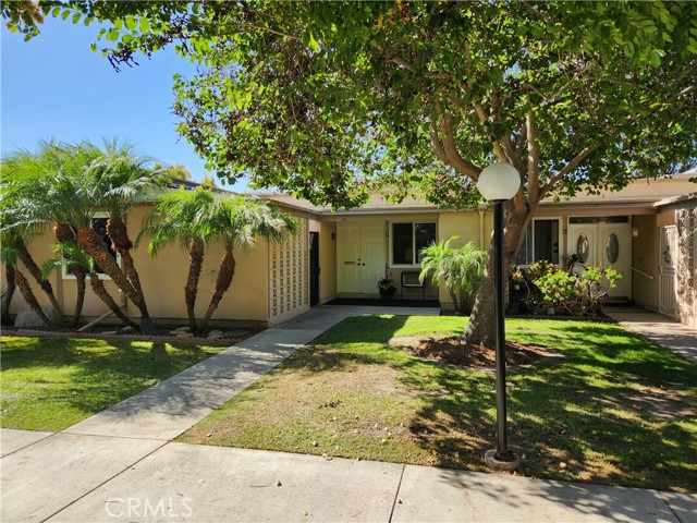 Detail Gallery Image 4 of 31 For 1910 St. John Rd #30 F. M-15,  Seal Beach,  CA 90740 - 2 Beds | 1 Baths