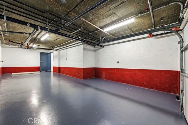Detail Gallery Image 40 of 43 For 4461 Tujunga Ave #102,  Studio City,  CA 91602 - 3 Beds | 2/1 Baths