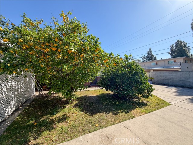Detail Gallery Image 12 of 49 For 200 E Charlotte, Anaheim,  CA 92805 - 4 Beds | 3 Baths
