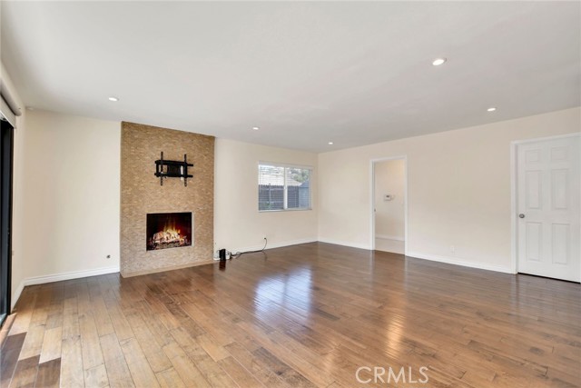 Detail Gallery Image 18 of 39 For 454 Mount Carmel Dr, Claremont,  CA 91711 - 4 Beds | 2/1 Baths