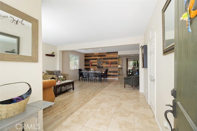 34787 Grotto Hills Drive, Winchester CA: https://media.crmls.org/medias/1a0f6607-6d42-4543-8e8d-32022b3fa93a.jpg