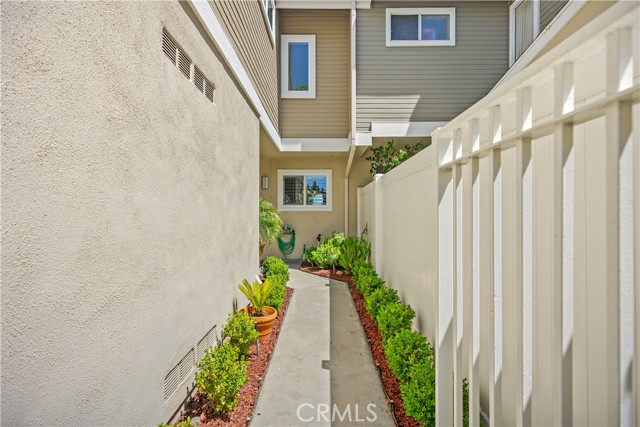 Detail Gallery Image 26 of 52 For 27776 Aberdeen, Mission Viejo,  CA 92691 - 3 Beds | 2/1 Baths