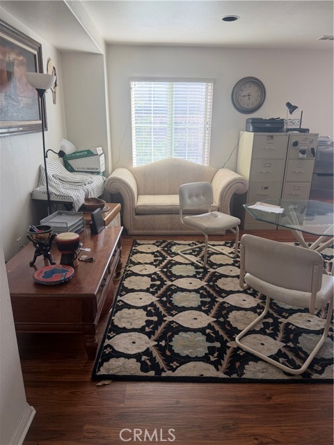 Detail Gallery Image 43 of 63 For 28512 Meadow Heights Ct, Canyon Country,  CA 91387 - 6 Beds | 3 Baths