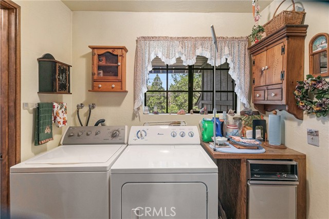 Detail Gallery Image 22 of 31 For 329 Grass Valley Rd, Lake Arrowhead,  CA 92352 - 3 Beds | 2 Baths