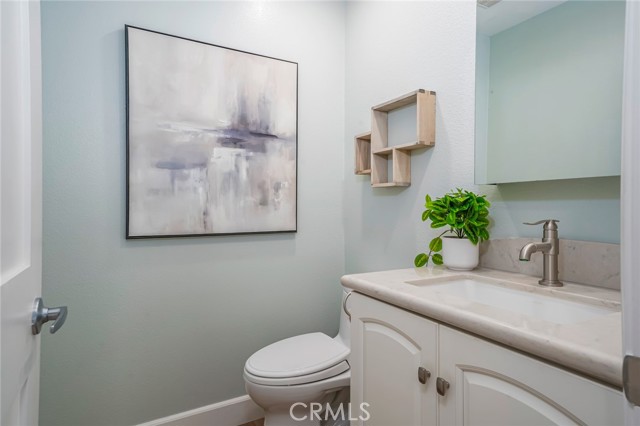 Image 28 of 63 For 3 Taylor Place