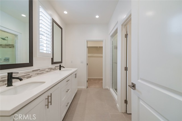 Detail Gallery Image 13 of 26 For 131 Damsel, Irvine,  CA 92620 - 2 Beds | 2 Baths