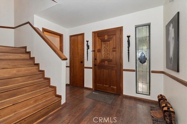 Detail Gallery Image 5 of 42 For 27456 White Fir Dr, Lake Arrowhead,  CA 92352 - 5 Beds | 3/2 Baths