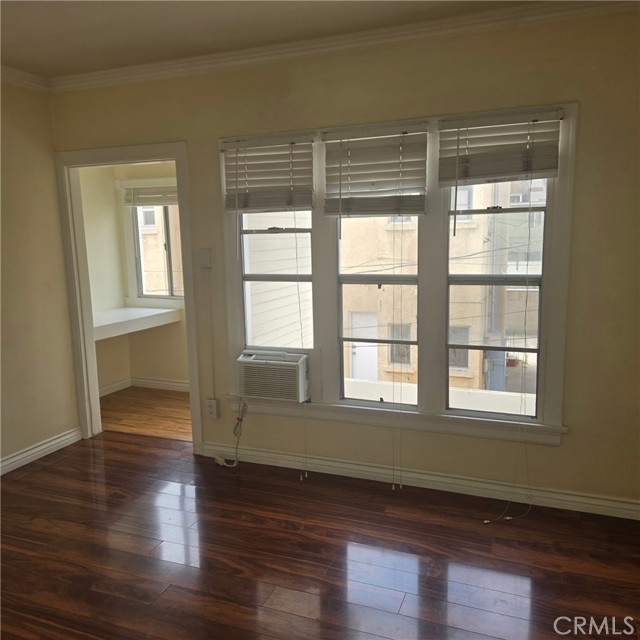 Detail Gallery Image 5 of 10 For 1211 Elden Ave., Los Angeles,  CA 90006 - – Beds | – Baths