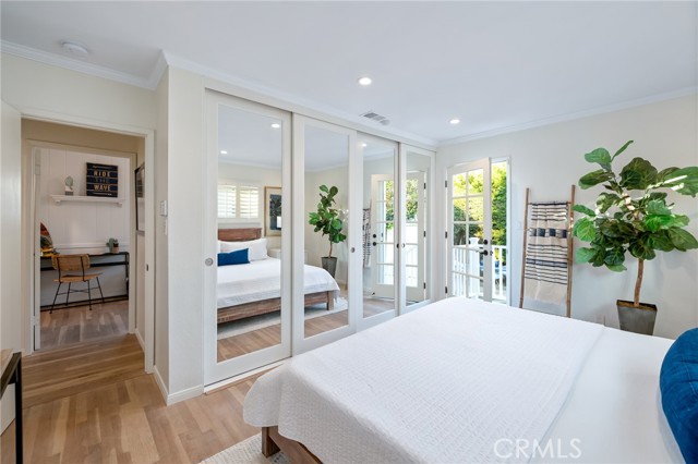 1500 Walnut Avenue, Manhattan Beach, California 90266, 3 Bedrooms Bedrooms, ,2 BathroomsBathrooms,Residential,Sold,Walnut,SB22011905