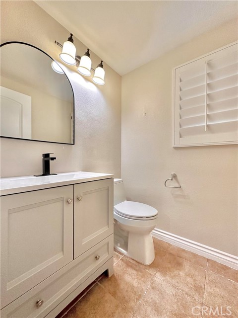 Detail Gallery Image 10 of 37 For 24535 via Tequila, Lake Forest,  CA 92630 - 4 Beds | 2/1 Baths