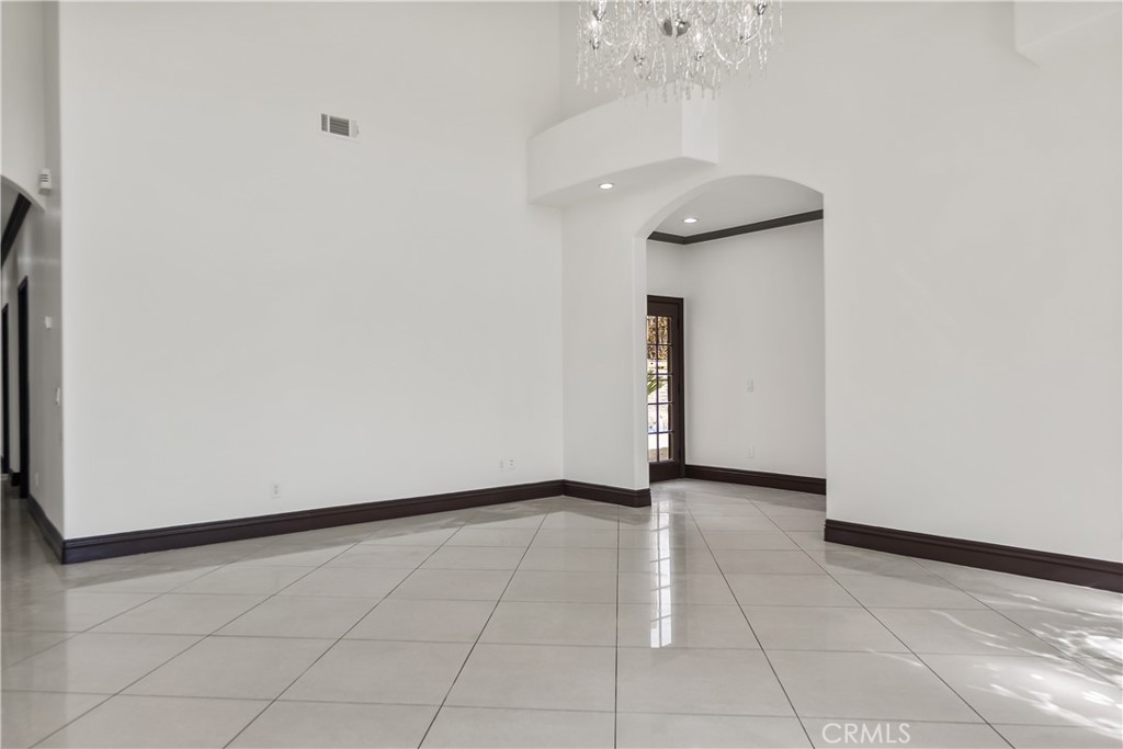 MLS #CV25045990 img 20