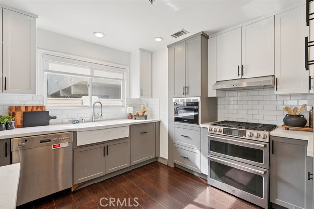 2116 Ernest Avenue, Redondo Beach, California 90278, 4 Bedrooms Bedrooms, ,2 BathroomsBathrooms,Residential,For Sale,Ernest,SB26048430