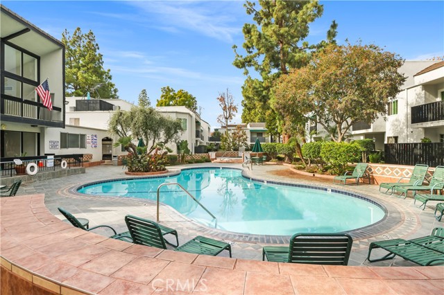 Detail Gallery Image 17 of 18 For 18645 Hatteras, Tarzana,  CA 91356 - 1 Beds | 1 Baths