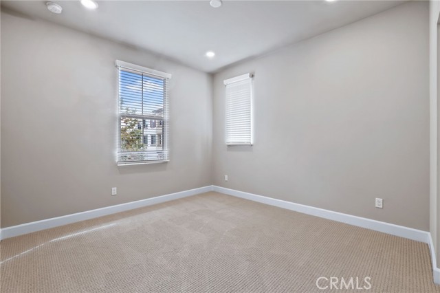 Detail Gallery Image 19 of 24 For 19109 Azul Ln, Huntington Beach,  CA 92648 - 4 Beds | 2/1 Baths