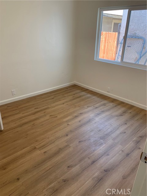 1255 Velasco, Los Angeles CA: https://media.crmls.org/medias/1a155e70-44f9-41c1-9d97-34fdf9371c64.jpg