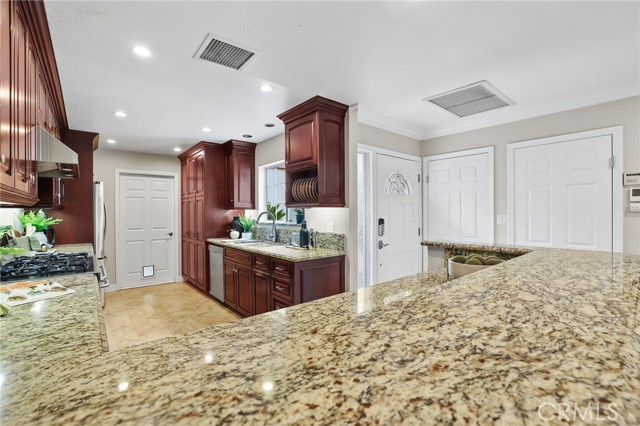 Detail Gallery Image 19 of 48 For 77 Seton Rd, Irvine,  CA 92612 - 3 Beds | 2 Baths