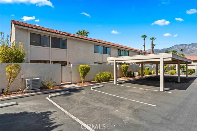 6054 Montecito Drive, Palm Springs CA: https://media.crmls.org/medias/1a166660-c229-4245-a419-888fda93eb55.jpg