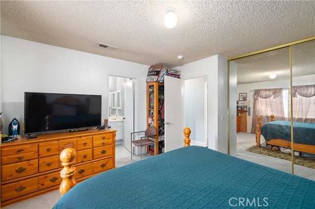 Detail Gallery Image 34 of 39 For 37859 Silk Tree Ln, Palmdale,  CA 93550 - 3 Beds | 2 Baths