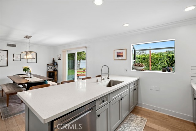 Detail Gallery Image 10 of 23 For 3217 Iowa St, Costa Mesa,  CA 92626 - 3 Beds | 2 Baths