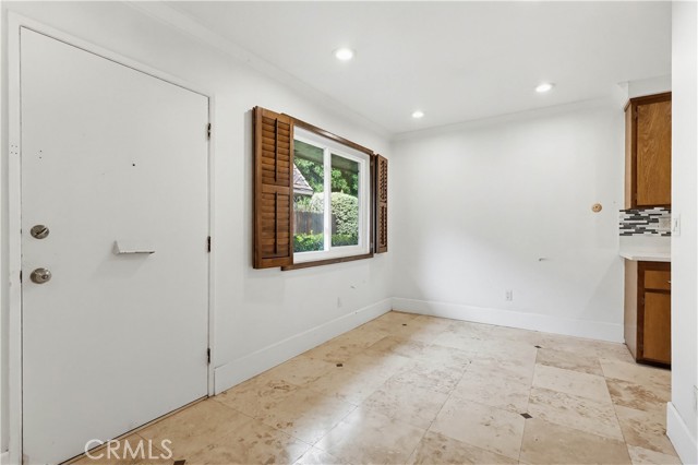 Image 13 of 50 For 5556 Temple City