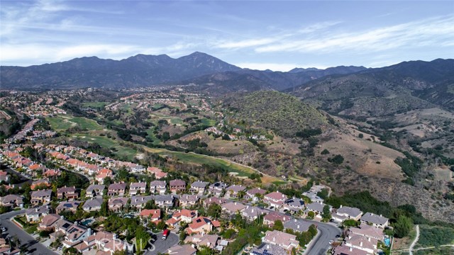 Dove Canyon is an 874 acre master planned community bordered by the 420,000 acre Cleveland National Forest and Starr Ranch Audubon Sanctuary.