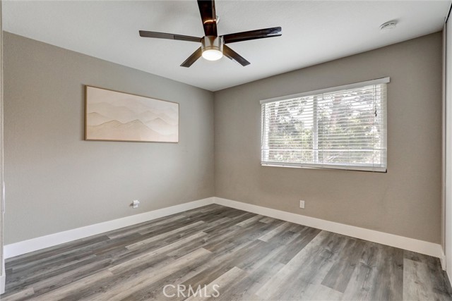 26072 Donegal Lane, Lake Forest CA: https://media.crmls.org/medias/1a183074-cdef-4c1e-9e40-5709dcceaf02.jpg