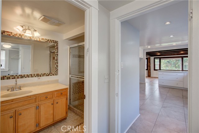 Detail Gallery Image 33 of 48 For 4626 Cimarron St, Los Angeles,  CA 90062 - 3 Beds | 2 Baths