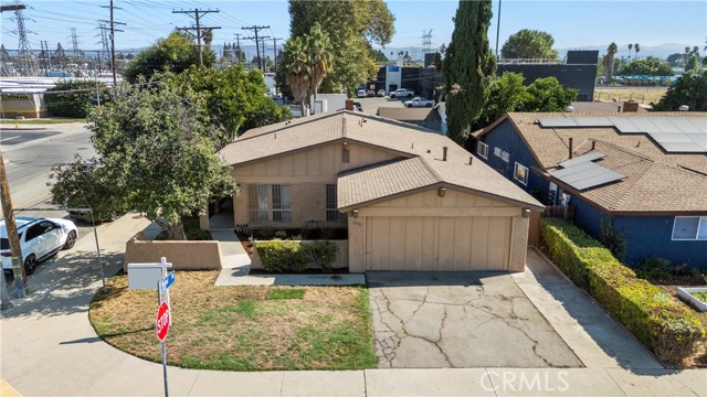Detail Gallery Image 2 of 55 For 18900 Ledan St, Northridge,  CA 91324 - 4 Beds | 2 Baths