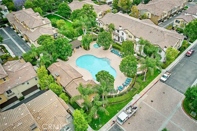 12573 Montaivo Lane, Eastvale CA: https://media.crmls.org/medias/1a1a36af-71bd-4cce-9dbd-67ab62af6f60.jpg