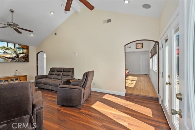 Image 5 of 27 For 2165 Romneya Drive