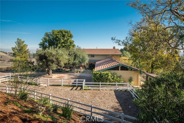 Detail Gallery Image 33 of 36 For 24971 Kit Carson Rd, Hidden Hills,  CA 91302 - 6 Beds | 3/1 Baths