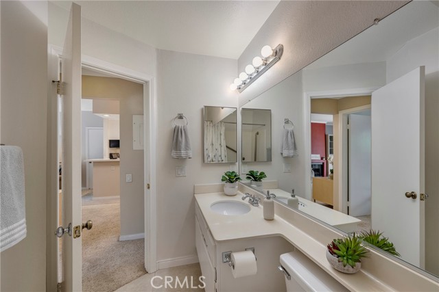 28987 Canyon Ridge Drive, Trabuco Canyon CA: https://media.crmls.org/medias/1a1cb4df-80c7-4533-9f05-2b45ddf313c6.jpg