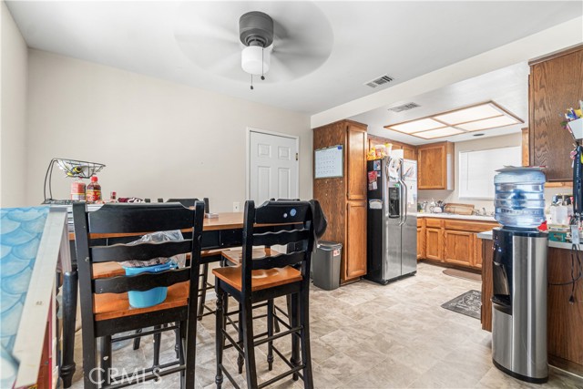 8020 Mckinley Avenue, South Gate CA: https://media.crmls.org/medias/1a1ef61e-7139-4e6c-9a3d-d4ee398affb5.jpg
