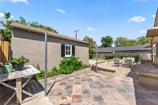 Detail Gallery Image 24 of 28 For 2205 Las Lunas, Pasadena,  CA 91107 - 3 Beds | 2 Baths