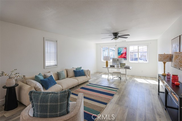 Detail Gallery Image 13 of 36 For 2433 N Cameo Ct, Orange,  CA 92865 - 4 Beds | 3 Baths