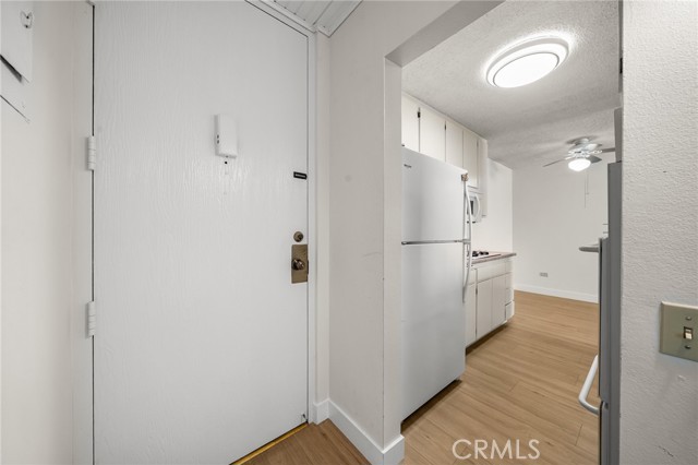 Detail Gallery Image 3 of 27 For 421 S La Fayette Park Pl #726,  Los Angeles,  CA 90057 - 1 Beds | 1 Baths