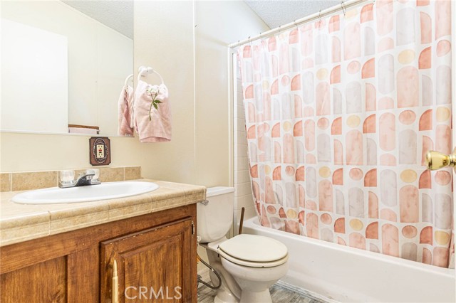 Detail Gallery Image 20 of 55 For 14411 Palmdale Rd #64,  Victorville,  CA 92392 - 3 Beds | 2 Baths