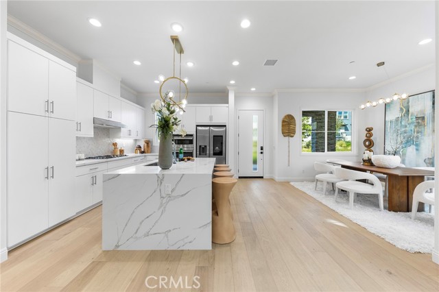 241 Abacus, Irvine CA: https://media.crmls.org/medias/1a2153d6-a11c-4e89-b930-7a1646109dc9.jpg