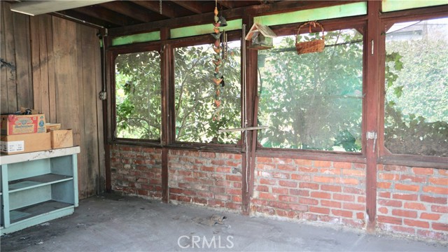 Detail Gallery Image 34 of 48 For 2213 N Valley St, Burbank,  CA 91505 - 3 Beds | 1 Baths