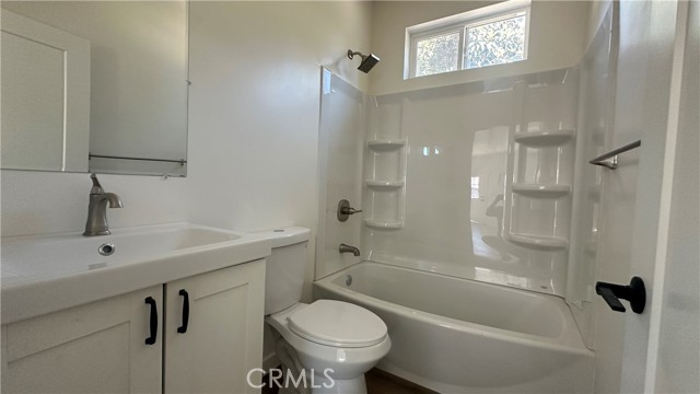 Detail Gallery Image 5 of 10 For 115 Owens, Pomona,  CA 91766 - 3 Beds | 2 Baths