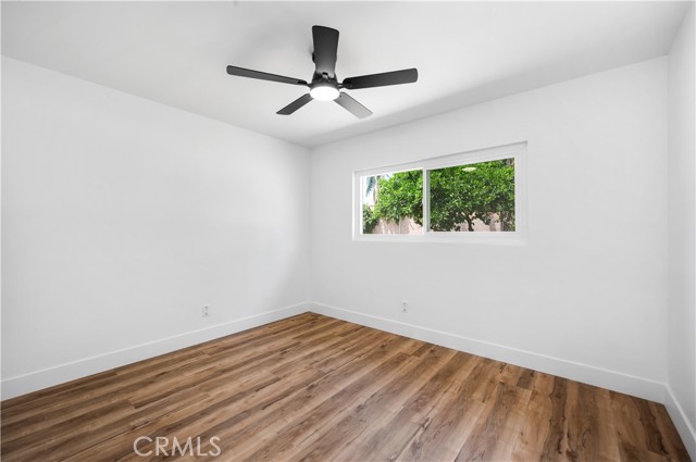 424 E Victoria Street, Rialto CA: https://media.crmls.org/medias/1a22e5bf-6be6-45ba-8a5a-32e293bf0af6.jpg