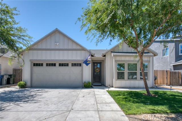 Detail Gallery Image 1 of 1 For 2352 Malaspina, Merced,  CA 95340 - 3 Beds | 2 Baths