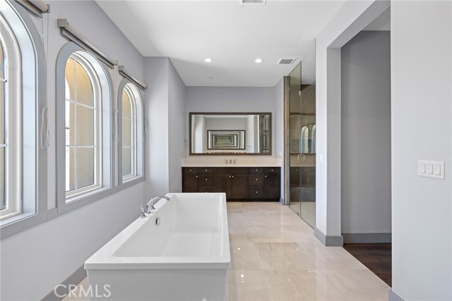 53 Thrasher, Irvine CA: https://media.crmls.org/medias/1a23a1c5-57ba-4b04-ac25-5d5c44e6f431.jpg