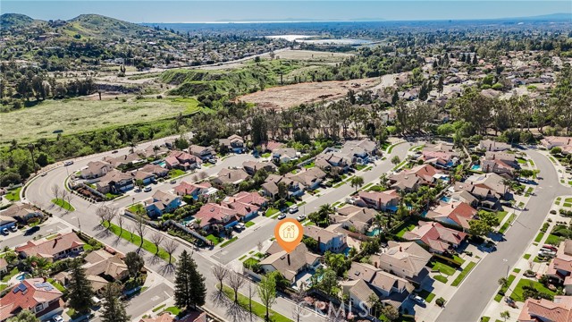 Detail Gallery Image 6 of 56 For 6535 E Yosemite, Orange,  CA 92867 - 4 Beds | 2 Baths