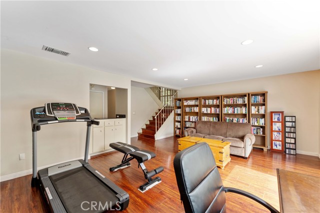 Detail Gallery Image 13 of 39 For 2116 via Caliente, Fullerton,  CA 92833 - 5 Beds | 3 Baths
