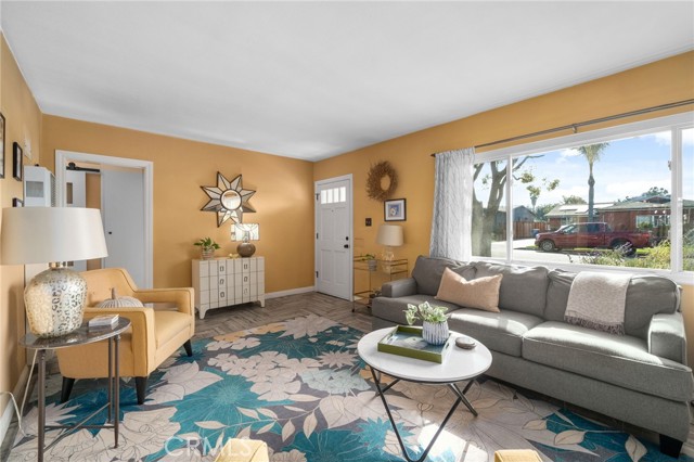 Detail Gallery Image 6 of 33 For 9161 Priscilla St, Downey,  CA 90242 - 2 Beds | 1 Baths