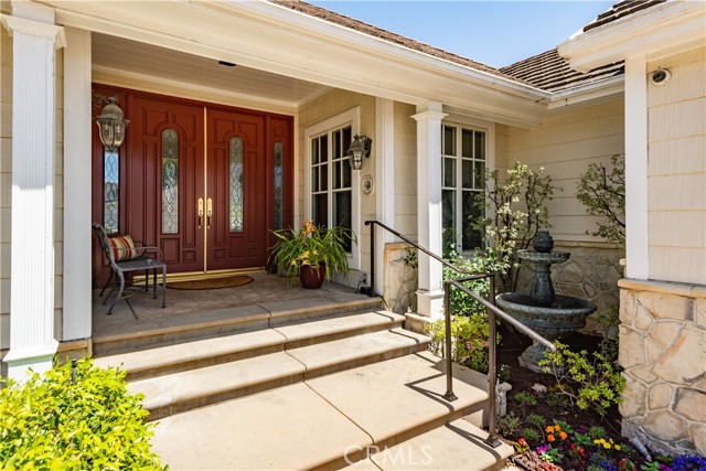 48 Santa Cruz, Rolling Hills Estates CA: https://media.crmls.org/medias/1a2491e6-808a-491a-8098-5b0da71aff2b.jpg