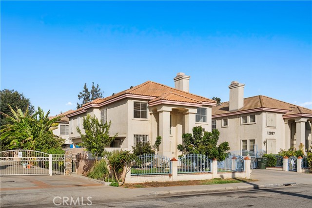 Detail Gallery Image 2 of 40 For 12031 Ferris Rd, El Monte,  CA 91732 - 4 Beds | 3 Baths